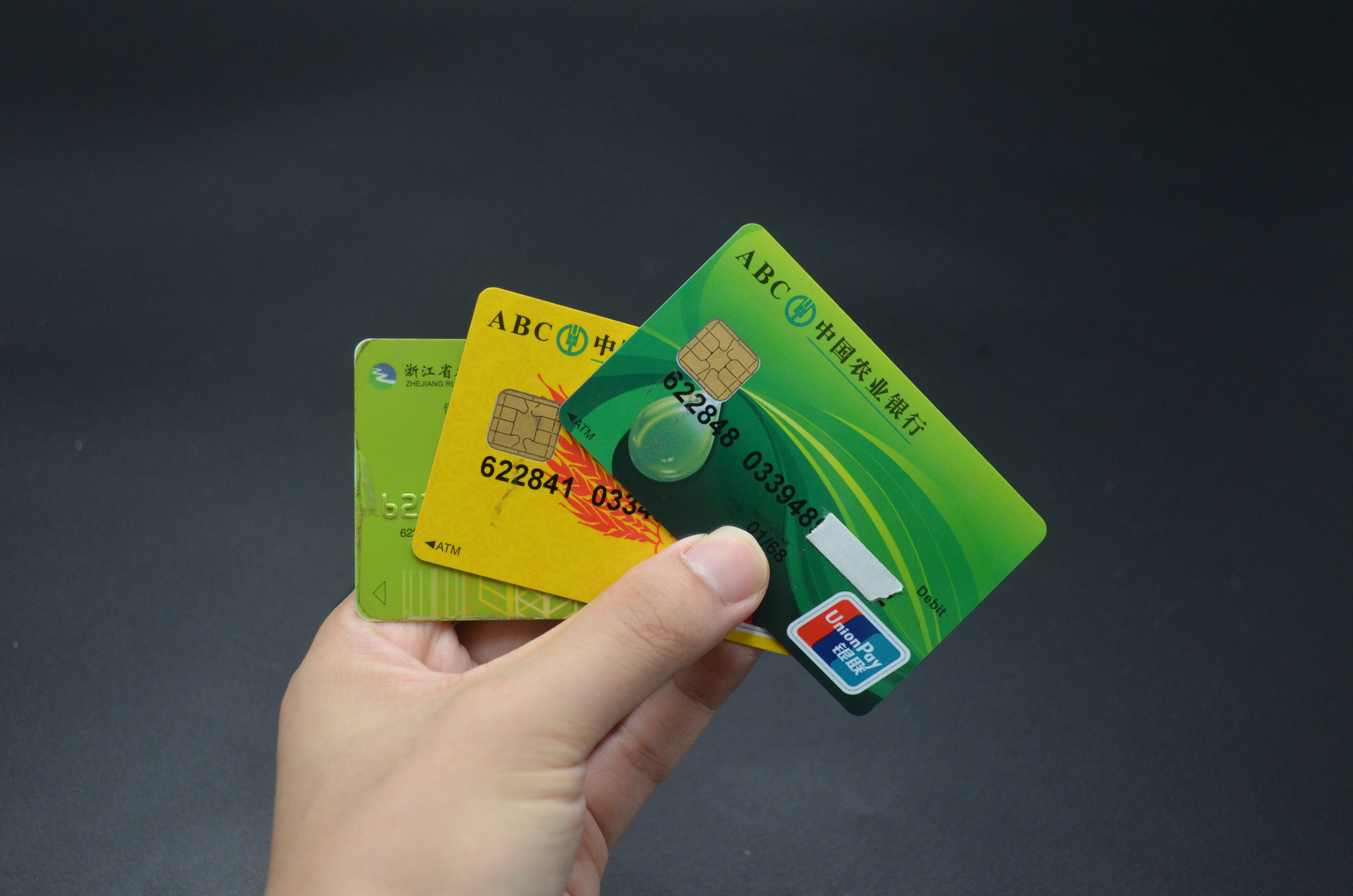 手机掉了被人捡走了可以报警么,手机丢了第一时间需要做什么