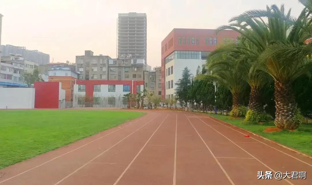 昆明市第二十四中学初中部,校园街拍昆明市第二十四中学