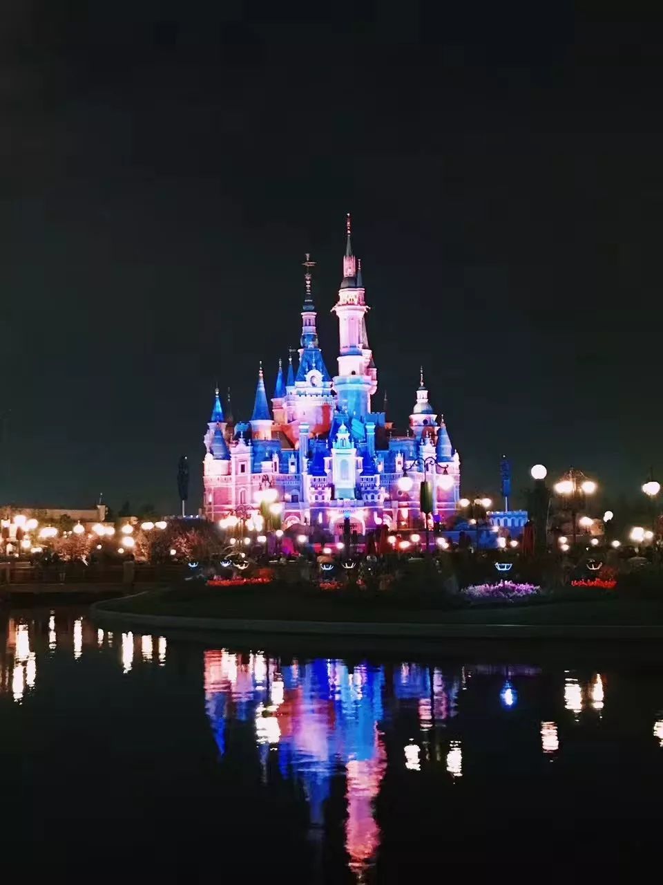 迪士尼必打卡的十个地方,打卡迪士尼纯玩三日