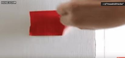 洗皱了的衣服不熨怎么弄平,把衣服熨皱了怎么办