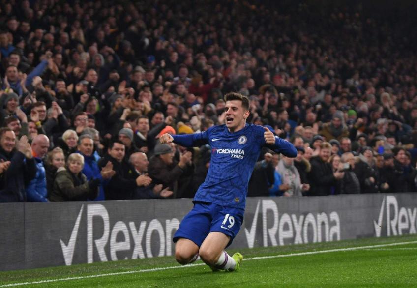 久攻不下暴露蓝军软肋，坎特芒特使用问题让神灯头大