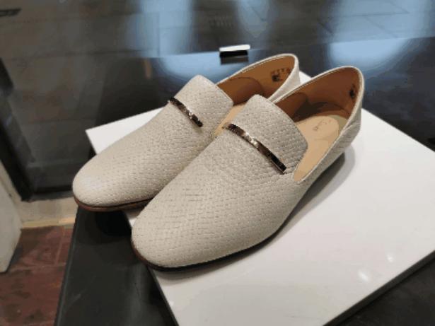 买护肤品送口红,买护肤品送化妆品