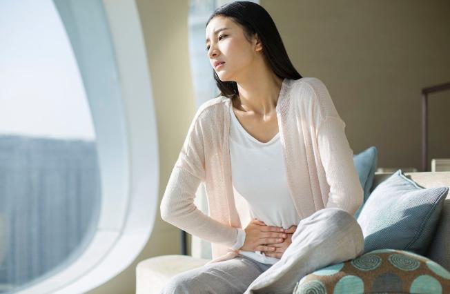 简单一招解决千万女性的痛经烦恼,痛经不要怕教你几个缓解方法