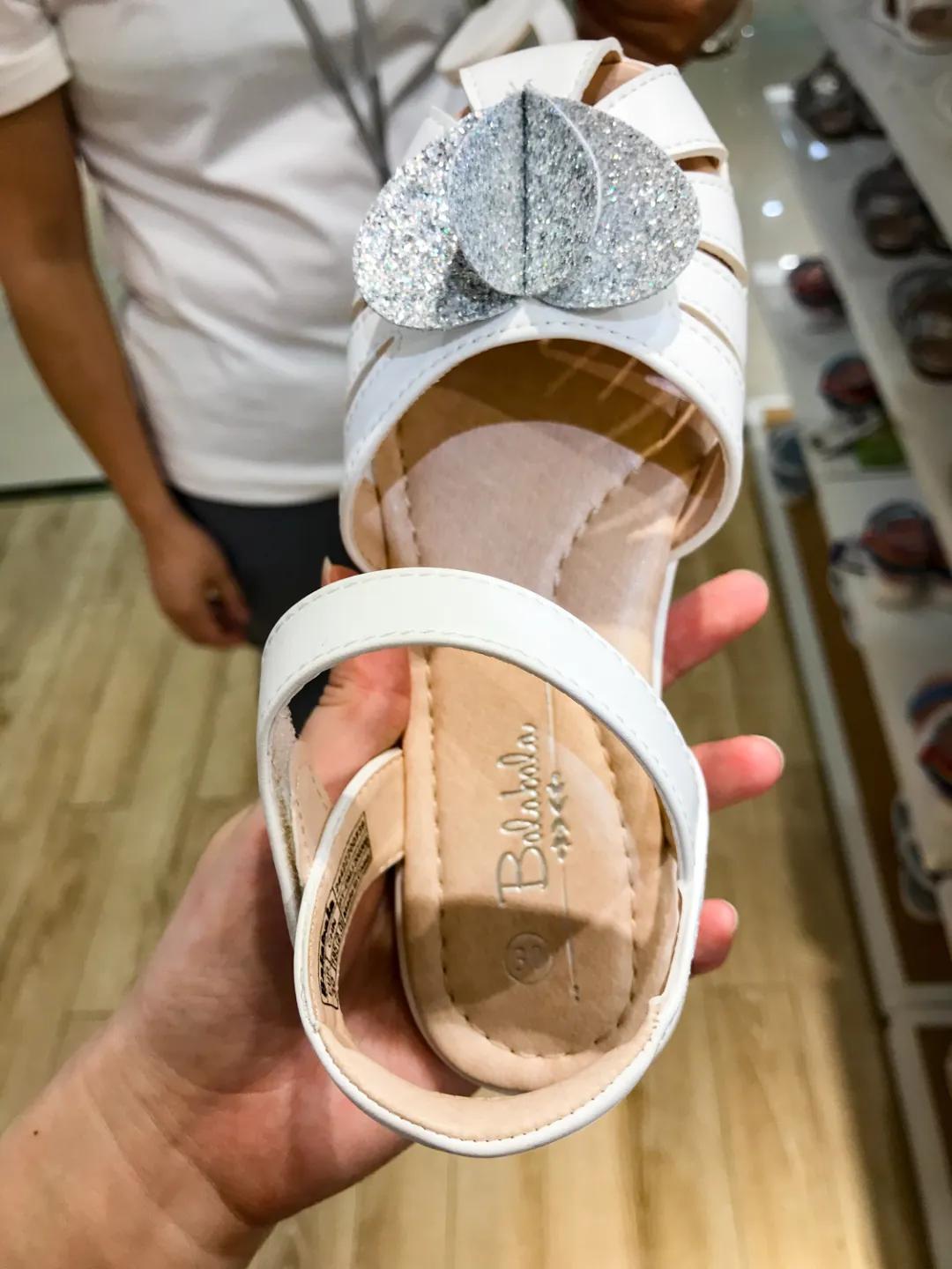 关爱孩子从鞋子开始,关爱宝宝从脚开始