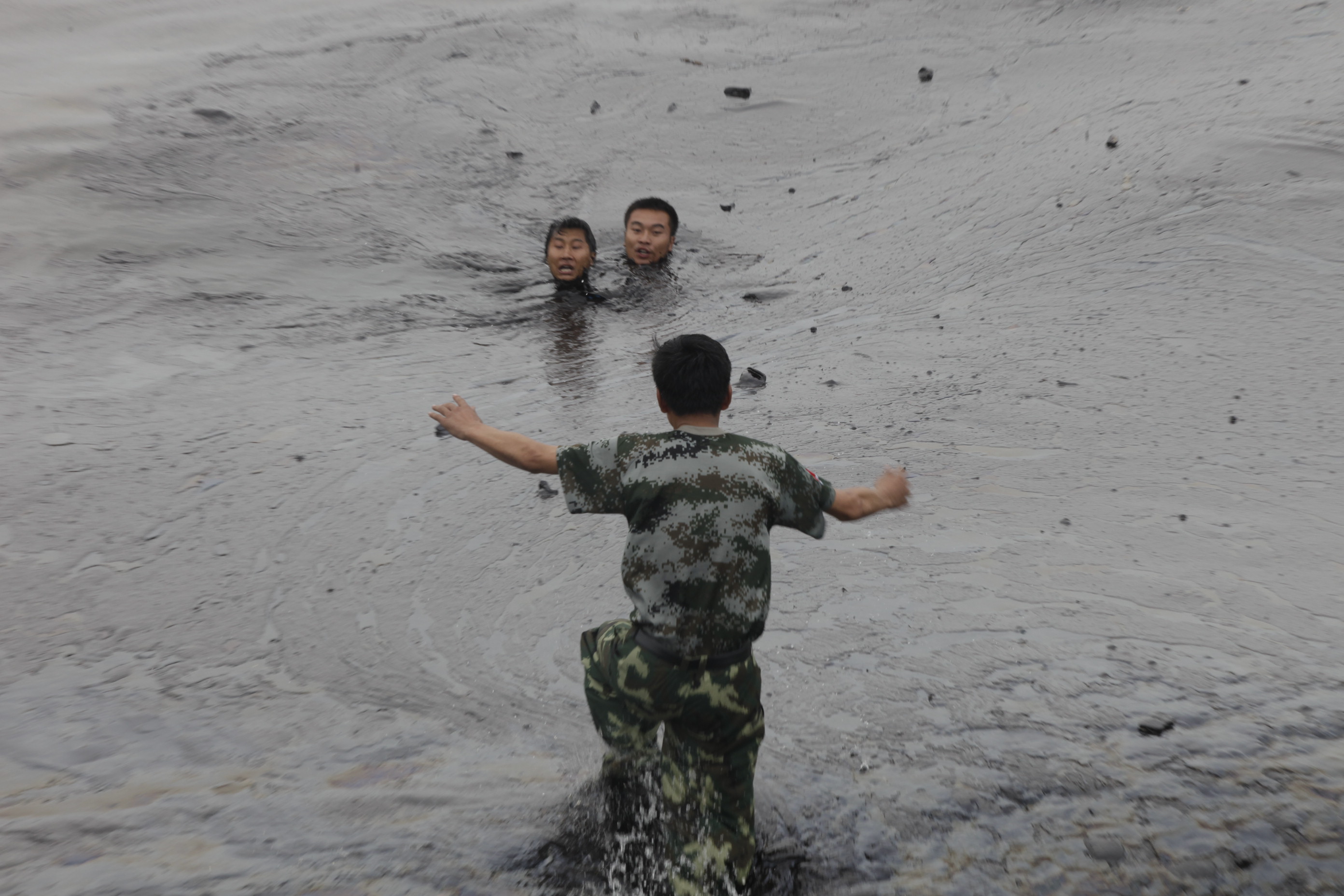 烈火英雄消防终于将大火扑灭,烈火英雄发生在什么地区