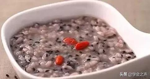 亲测有效的防脱发小技巧,脱发严重这个防脱发妙招很好用