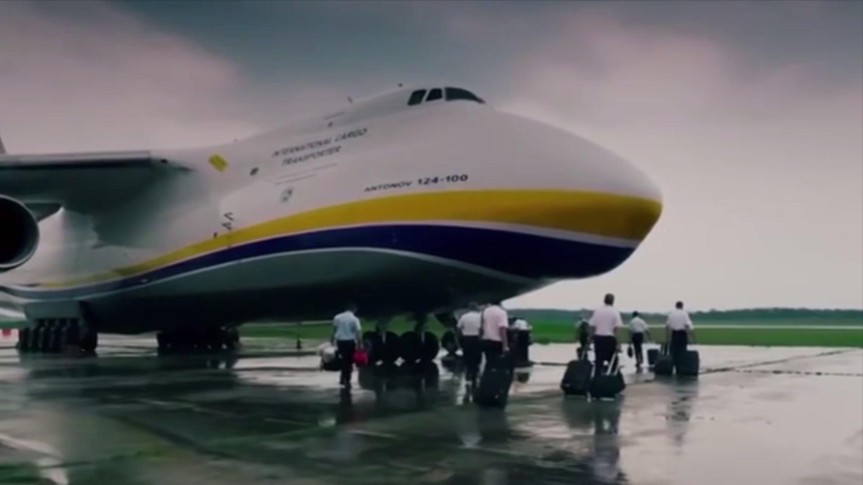 全球最大运输机安124,安124运输机能装载多少吨