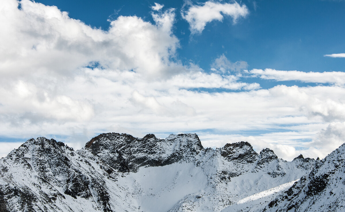 不用出国也能看到雪山,不用出国就可以看到的美景