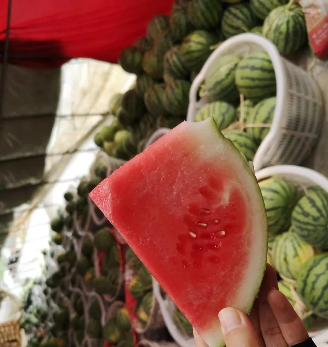 为“临”带货|我吃了,种草了!红透透的西瓜你值得拥有!