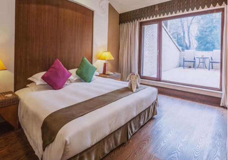 适合旅游散心的顶级酒店,北京出差酒店排行榜