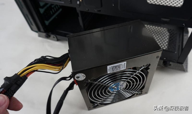 手把手教你装机教程,详细的装机教程你能看完吗