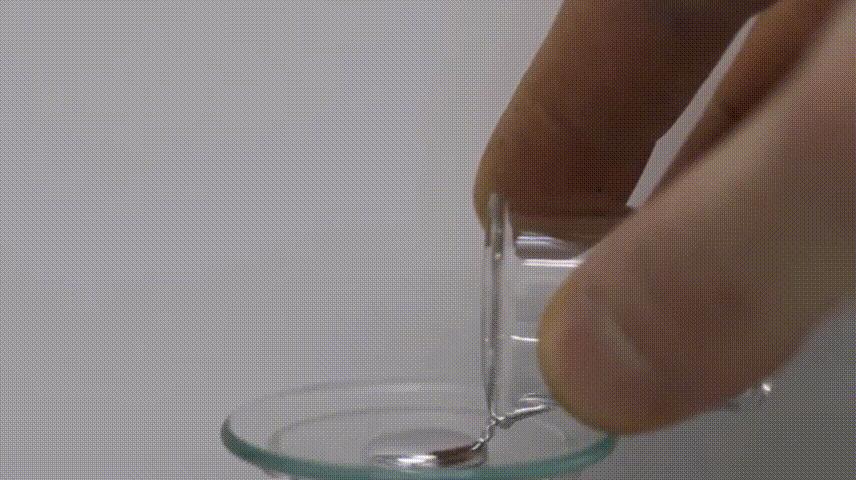 国产汽车遭遇“水银门”吵翻天，车里撒了水银，会致命？