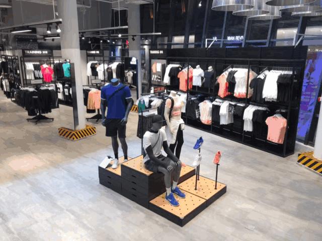 闃胯开杈炬柉涓夊ぉ涓変釜娲诲姩瑙嗛,闃胯开杈炬柉闄愭椂绉掓潃