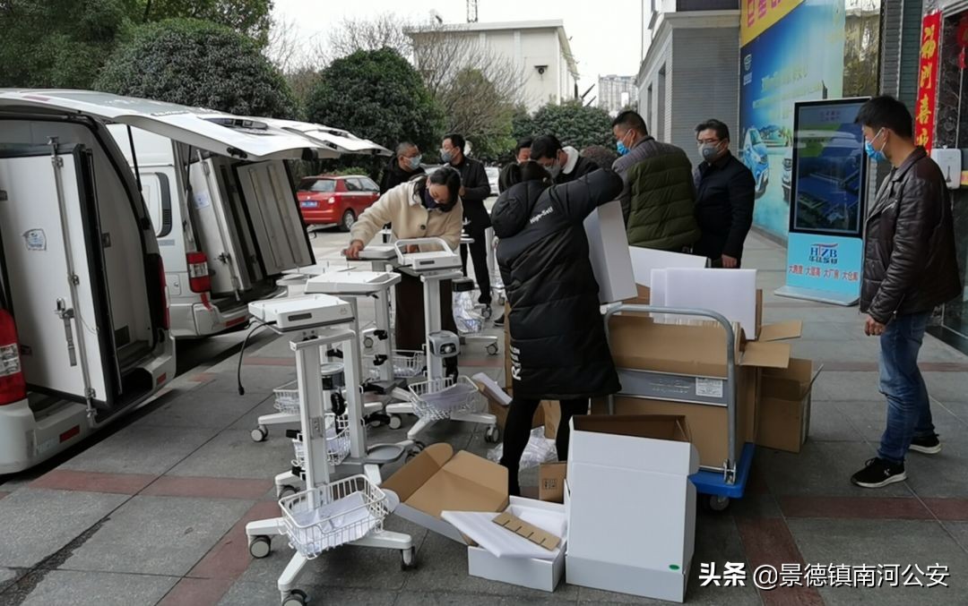 小蔡医生想要的呼吸机,到啦!