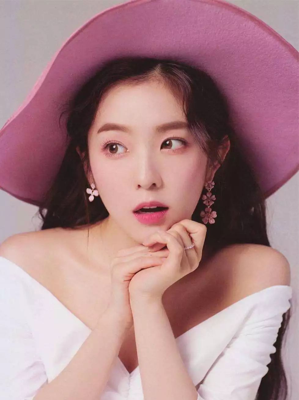 那些总说圆脸土的人，真的能闭嘴了！Lisa和Jennie哪里土？