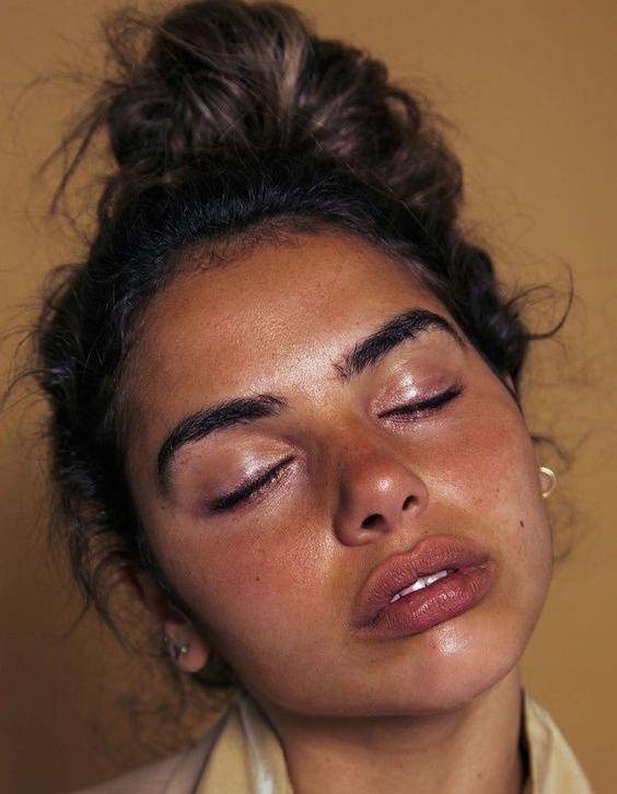 不畏秋老虎，通过保湿就能复活你的小脸蛋