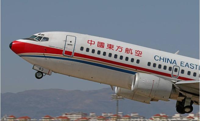 A股航空巨头急了：推出3322元“周末国内随便飞”！APP被挤爆