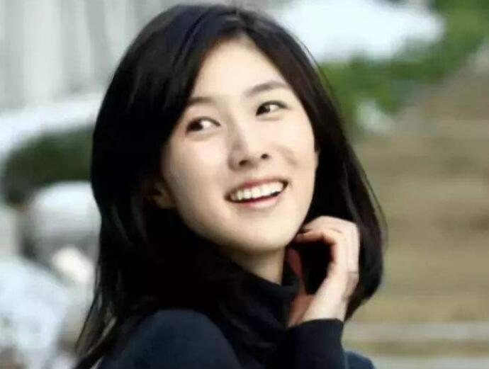 她是三星最受宠的女儿，20岁家财数亿，26岁选择自杀香消玉殒