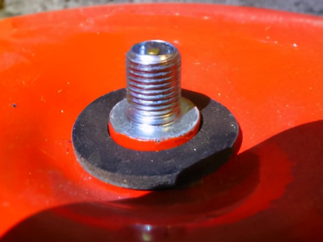 压力容器故障分析,膨胀容器结构图