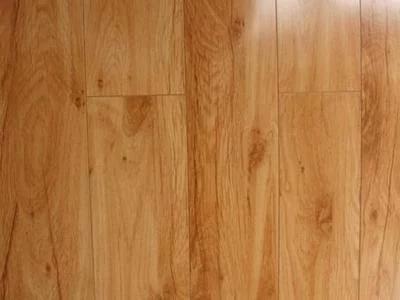 木地板价格一平米多少钱,二翅木实木地板优缺点