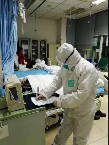 为疫情中的白衣天使点赞,为抗击疫情第一线的白衣战士点赞