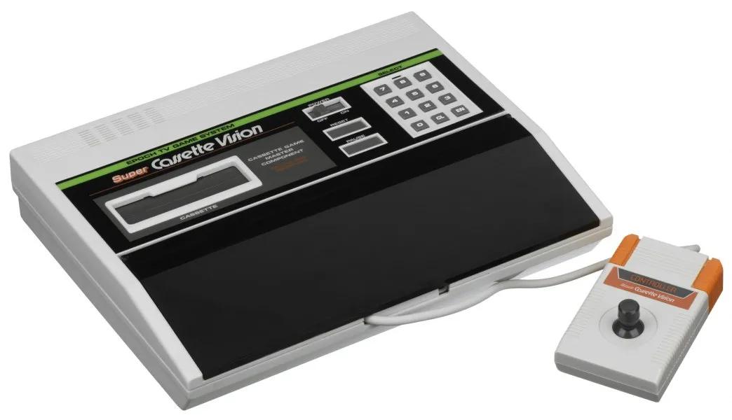 96岁奶奶沉迷游戏40年,网红老奶奶游戏