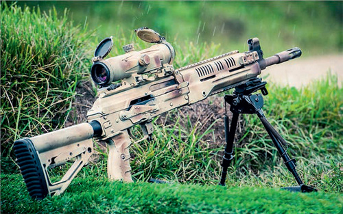 中国95式步枪和美军m4相比,95式轻机枪和95式班用机枪