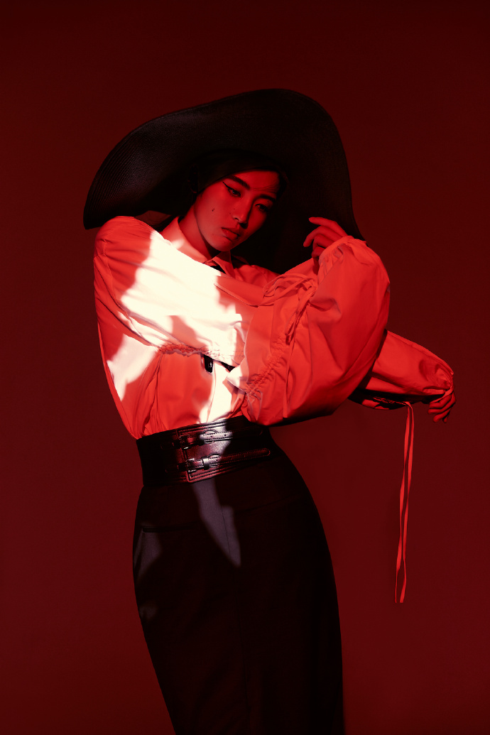 女足赵丽娜身材,足球女神赵丽娜图片