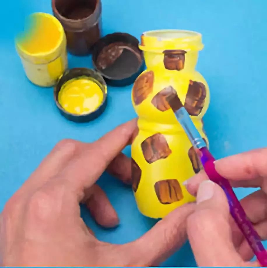 幼儿园元旦手工制作酸奶瓶,玻璃酸奶瓶子创意手工制作