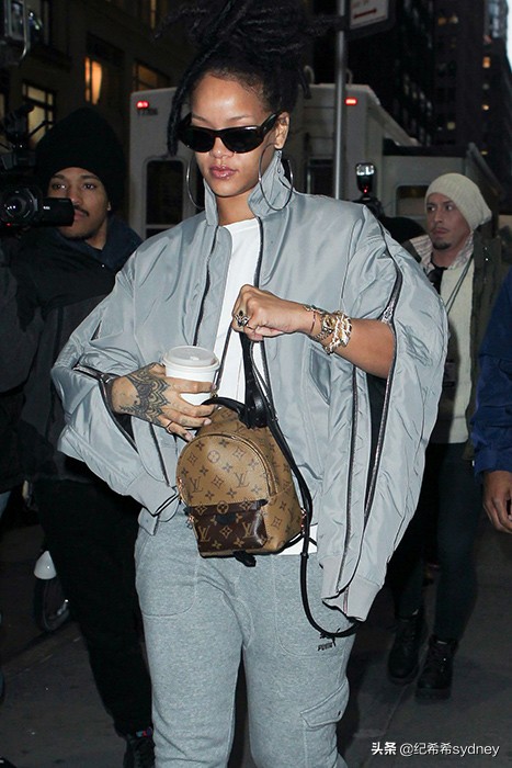 2022年lv新款包包价格,今年lv的最新款包包多少钱