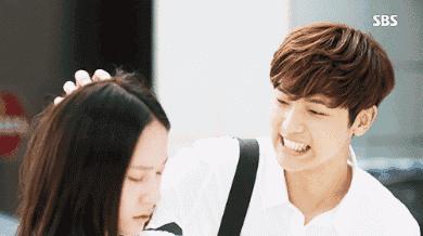 樱花头皮护理,樱花护发精油改善干枯防毛躁滋润