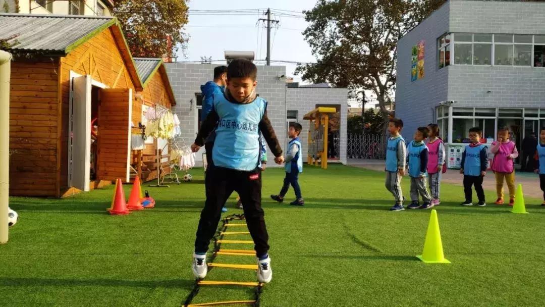 新区幼儿园怎么样,幼儿园足球文化理念简介