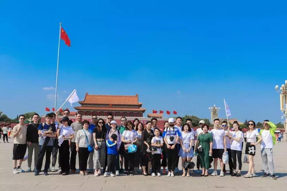 解密神奇魔力：奕齐文旅学习考察团畅游特效基地