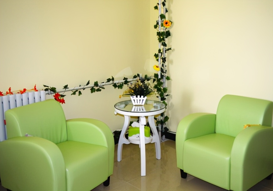 双相情感障碍咨询师可以咨询吗,青少年双相情感障碍咨询