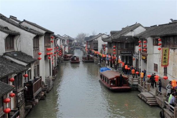 苏州的景点灵岩山开放了吗,苏州爬山必去十大景点灵岩山