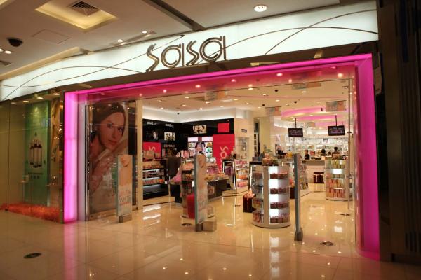 屈臣氏和丝芙兰哪个好看,丝芙兰屈臣氏