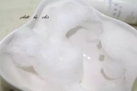 为什么护肤品用贵的皮肤还是不好,为什么用了很贵的护肤品皮肤不好