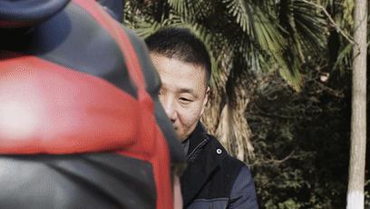 紫色的长袍,紫色衣服兵马俑