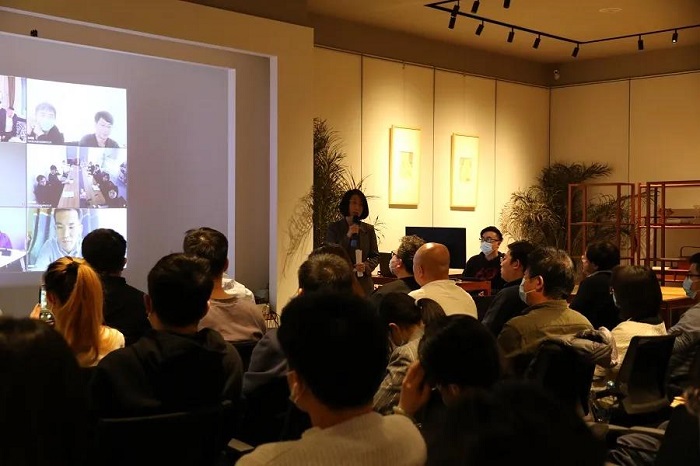 向下扎根向上生长工作总结,向内深耕向外生长800字征文