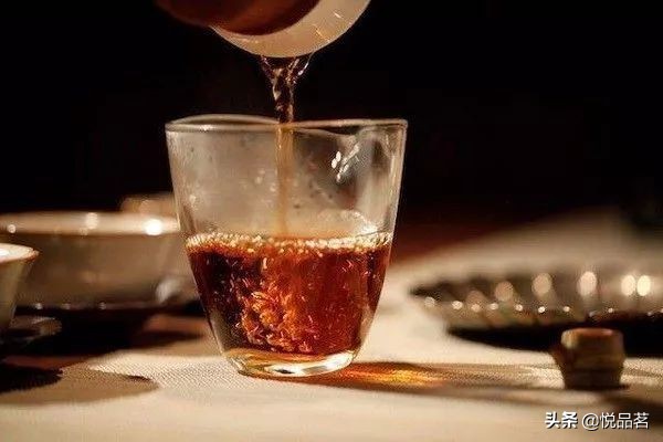 喝一杯茶感受大自然的气息,静享一杯茶的惬意时光