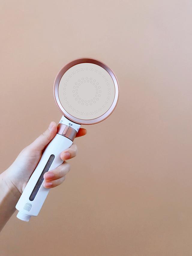 为什么科勒那么火，很多人还是选择大白除氯花洒，原因就在这里！