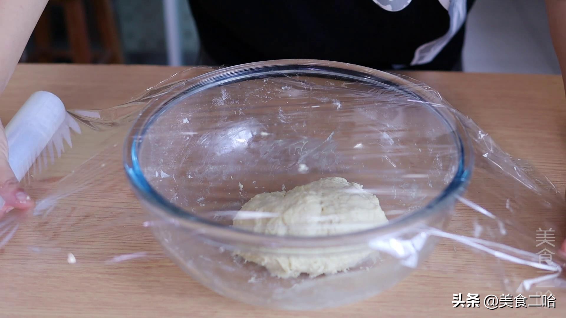 面包创新教程,用普通面粉做柔软拉丝面包