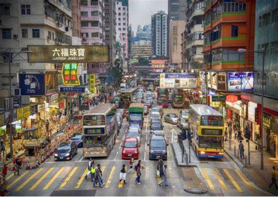 香港上班一个月工资多少,在香港普通打工人一个月挣多少钱