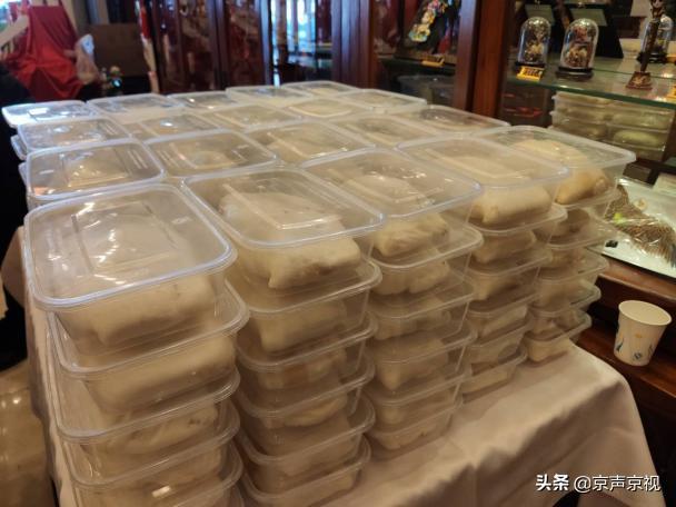 惊蛰吃懒龙,惊蛰吃烤鸭片段