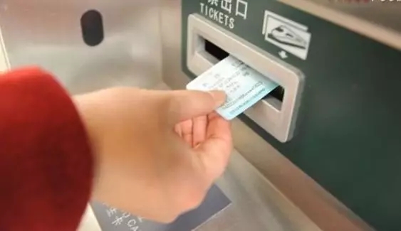 合肥南站电子票,火车票无纸化改革