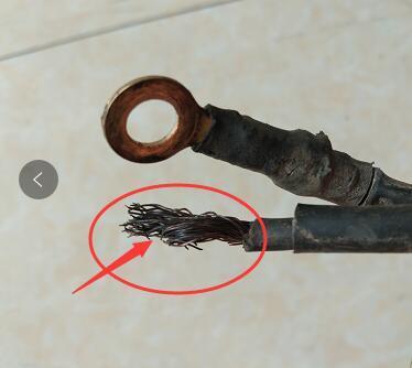 摩托车电池有电马达没有劲,摩托车电池哪一条线有电