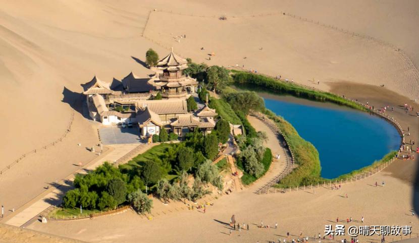 在沙漠里捡石头,沙漠有石头为什么要捡