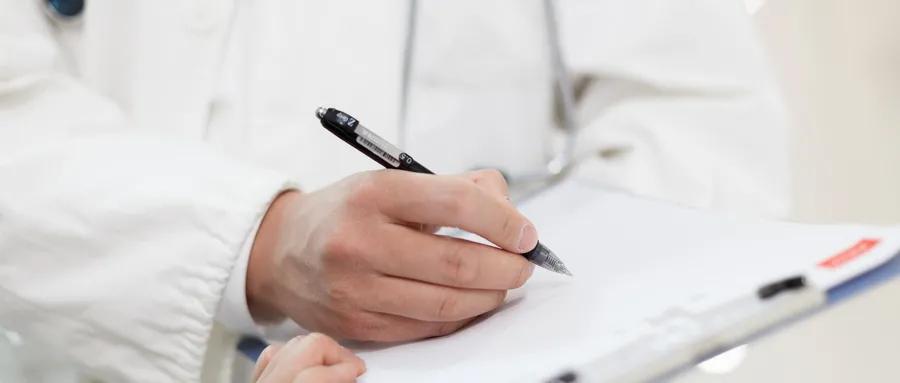 外阴痒分泌物黄绿吃什么药,外阴瘙痒分泌物正常是为什么