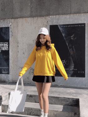 李维斯联名卫衣,李维斯联名小熊卫衣