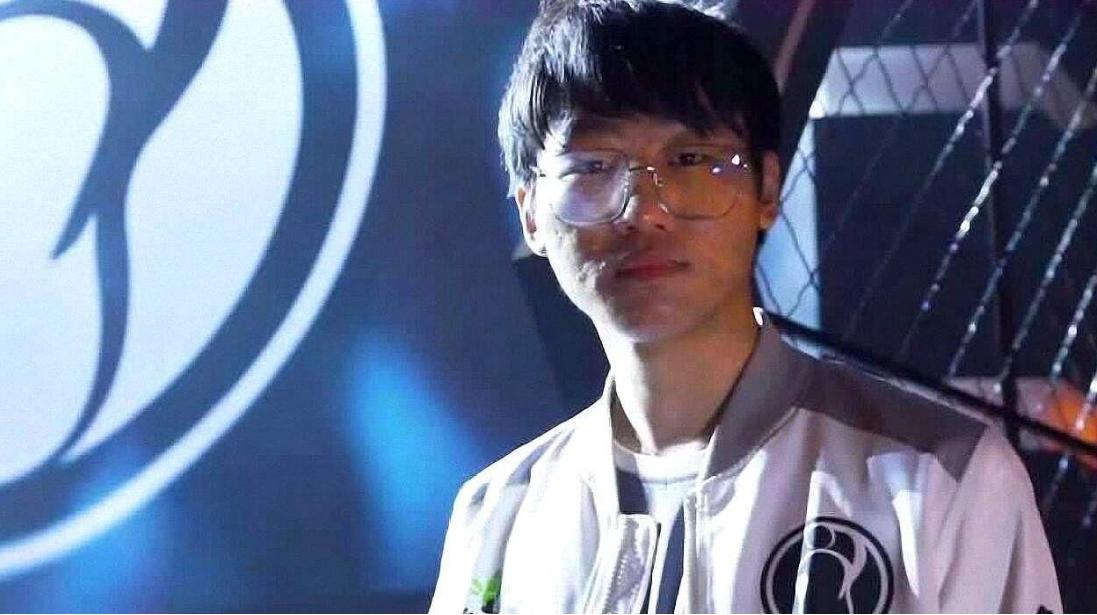 uzi斗地主,uzi斗地主12张牌